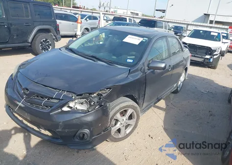2013 Toyota Corolla S z USA, uszkodzony, nr VIN 5YFBU4EE2DP140233